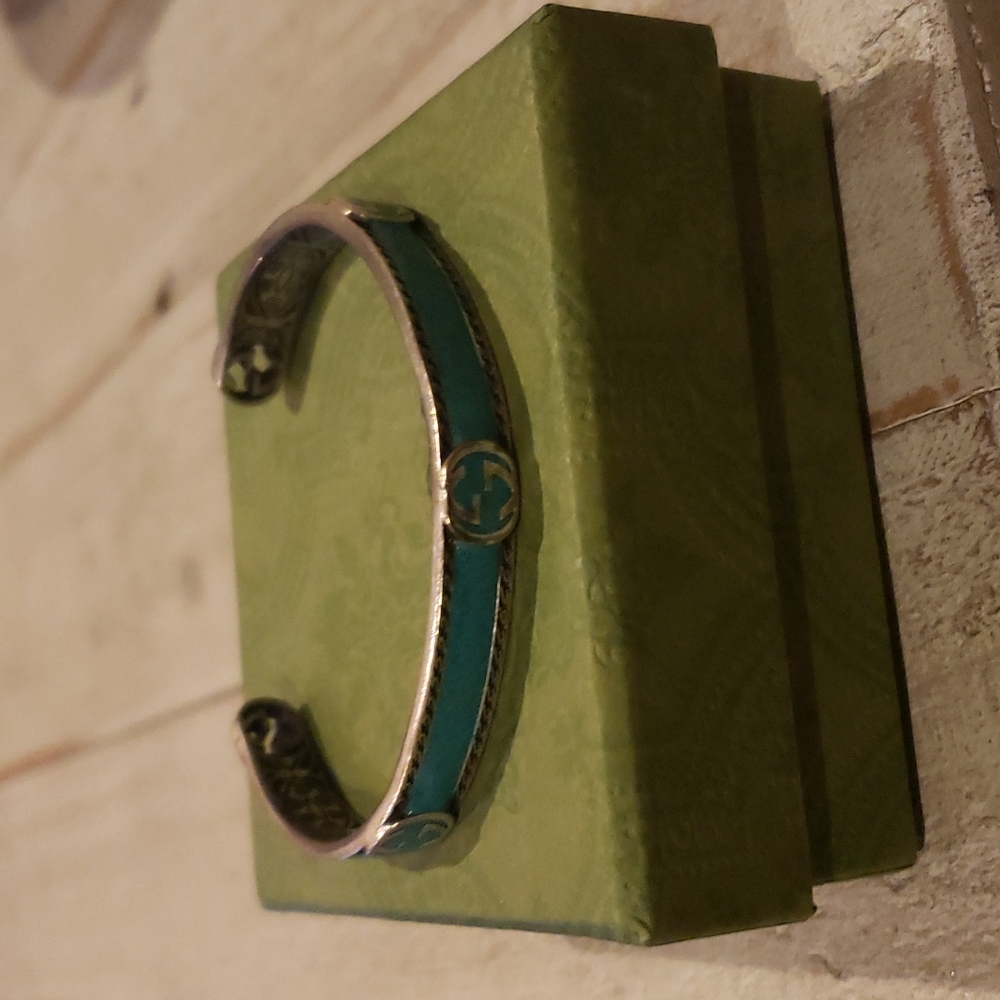 Gucci bracelet